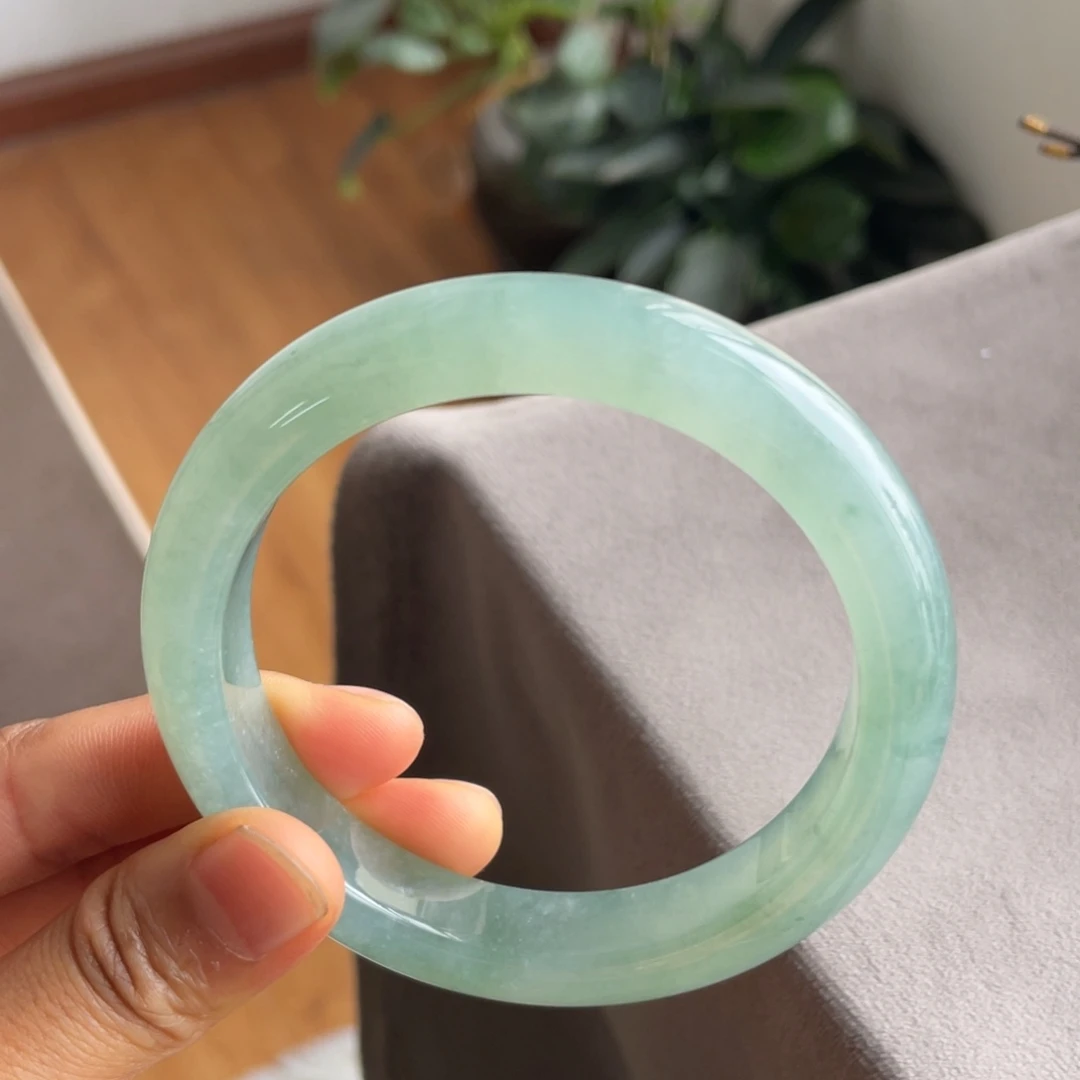 未镶嵌手镯翡翠冰绿