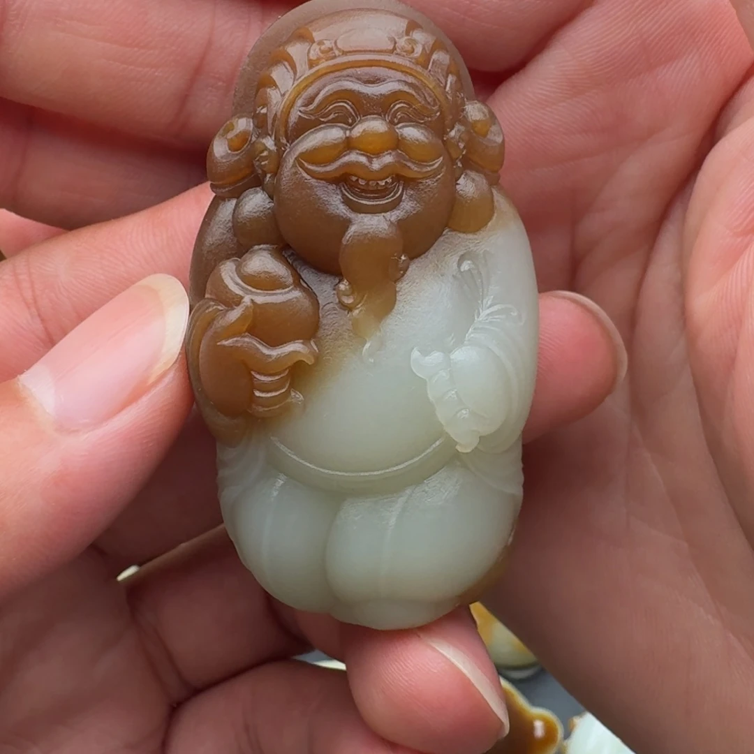 和田玉（糖玉）未镶嵌颈饰