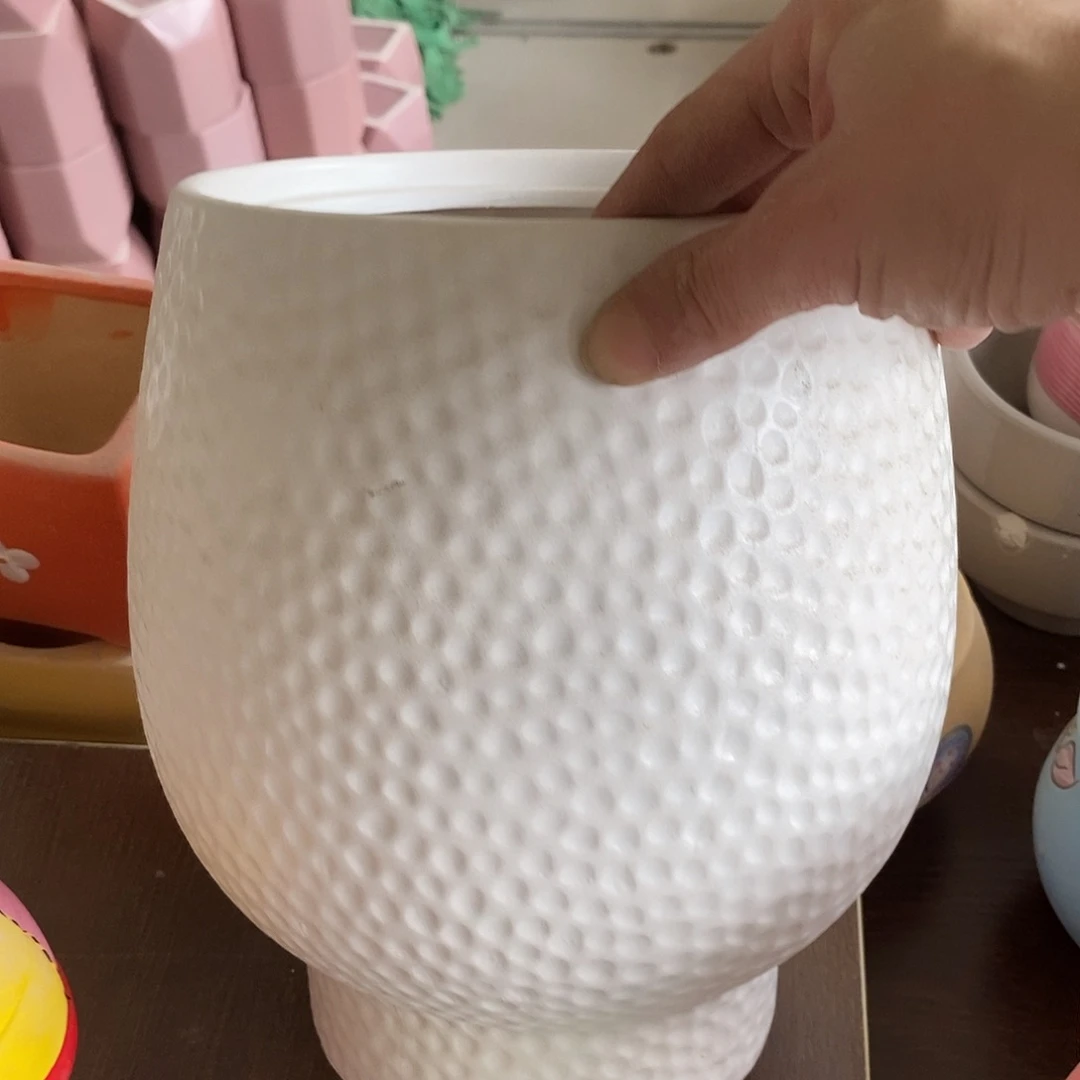 摆件陶盆有孔 瑕疵介意勿拍