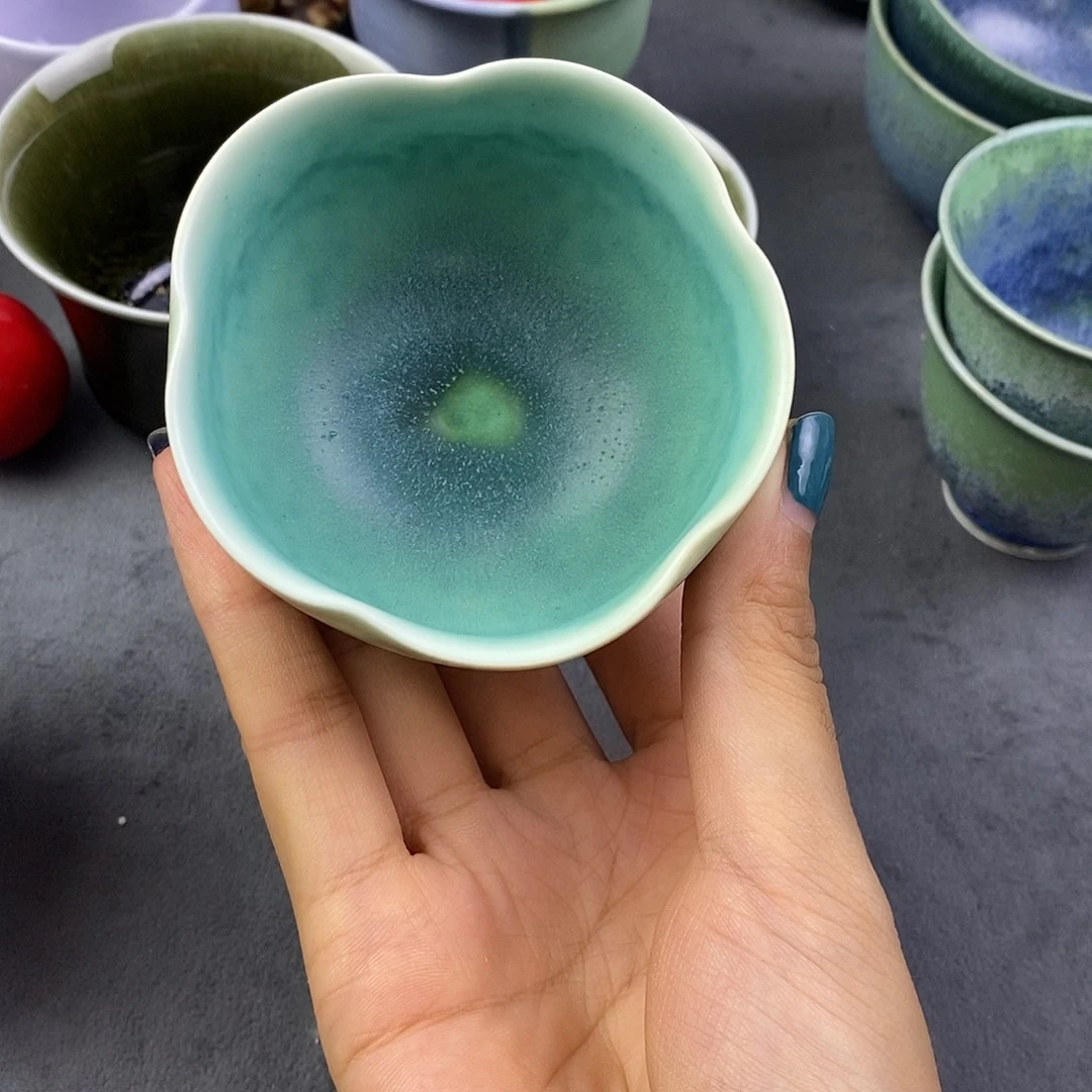 景德镇高温颜色釉茶杯微瑕