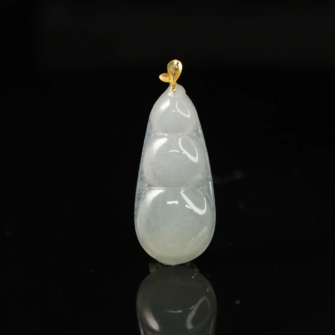 2天然缅甸翡翠A货18k豆子/800073/上海嘉禾拍卖