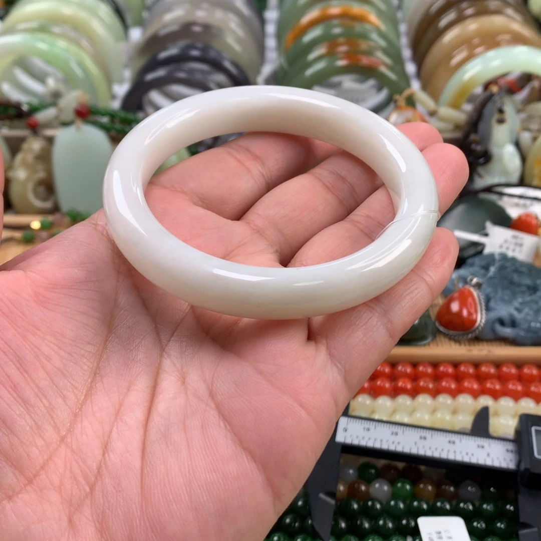 和田玉未镶嵌手链58_59口径