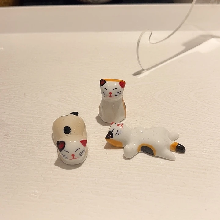 M***1瓷猫猫小筷置3个超可爱