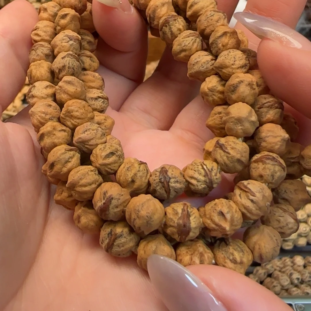 恶***剧柏香籽/百香籽吊坠