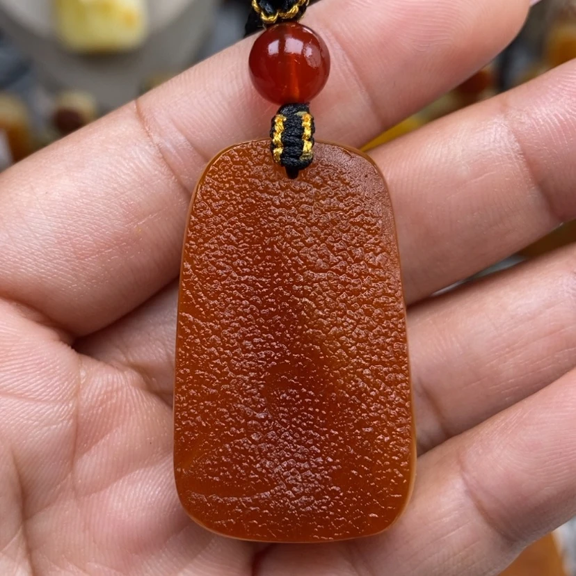 【闪购商品】琥珀颈饰未镶嵌