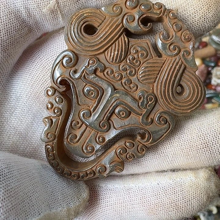 和田玉未镶嵌挂件