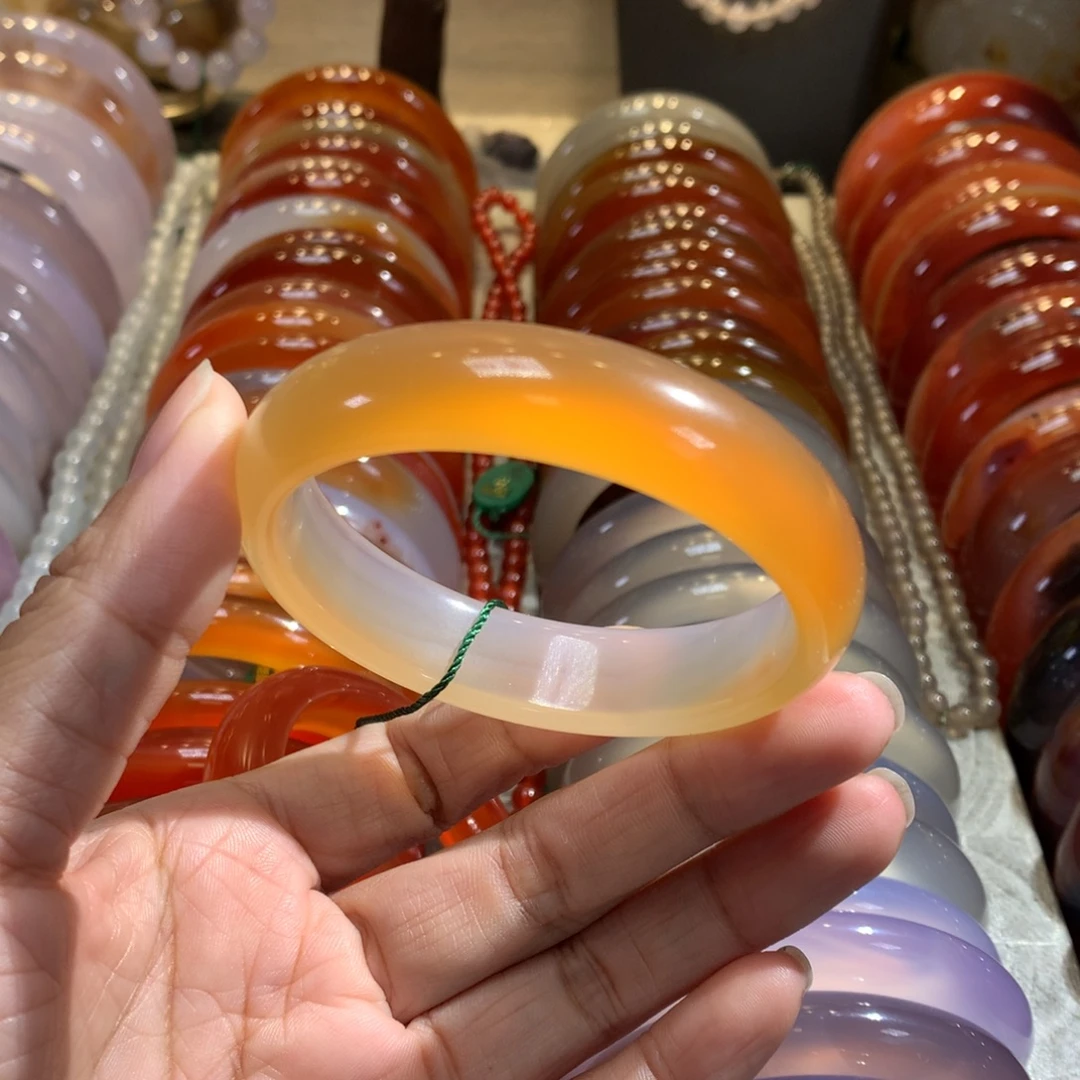 玛瑙/玉髓未镶嵌手镯