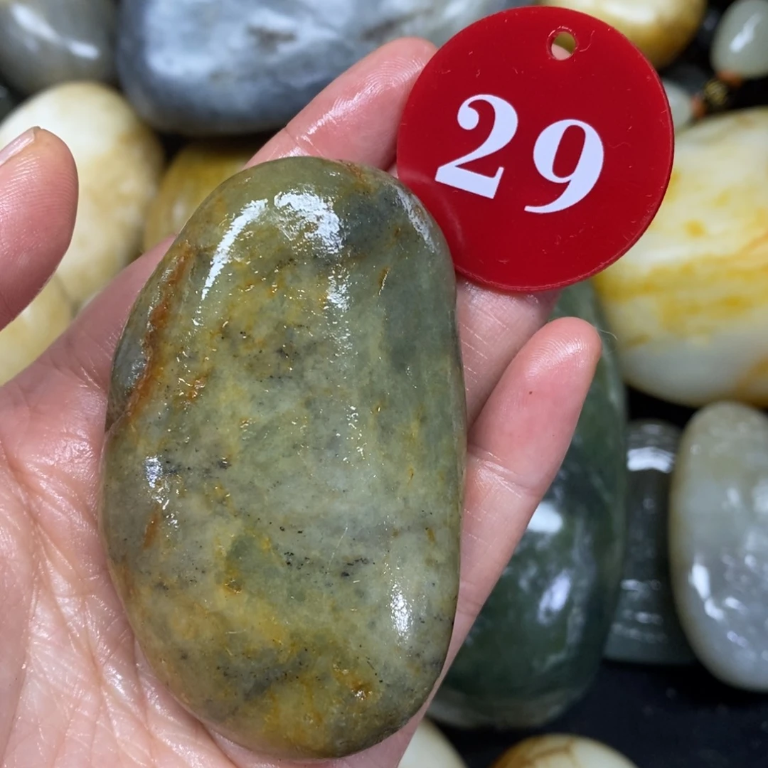 未镶嵌和田玉（糖玉）挂件