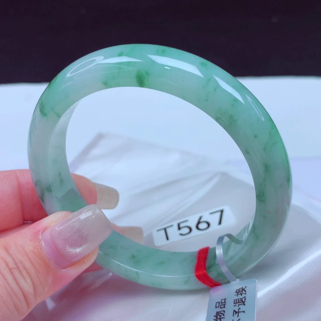 翡翠手镯未镶嵌手镯88