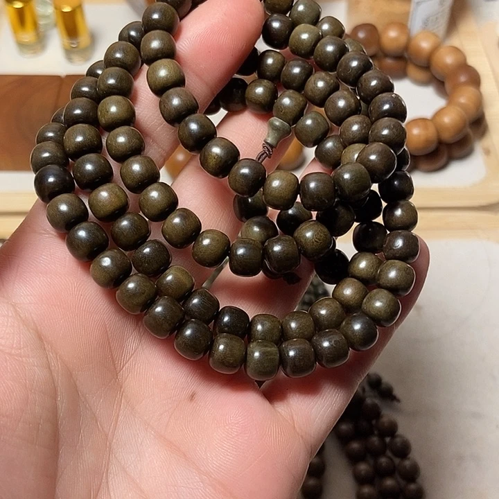 木木**•老山檀香老型阴沉