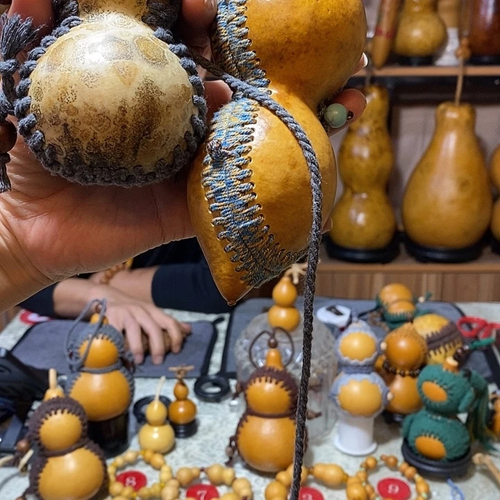 ࿓***云花皮葫芦核桃包文玩