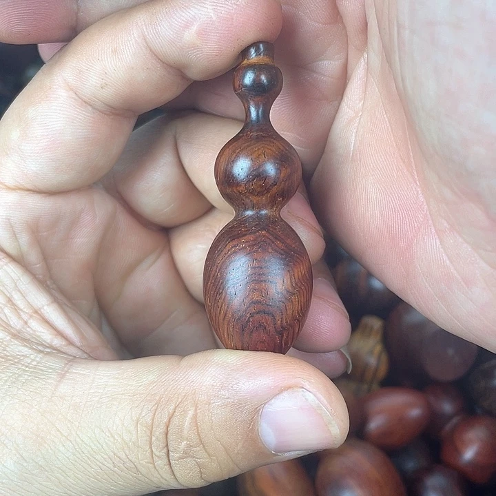 微凹黄檀（南美大红酸枝）M**叡