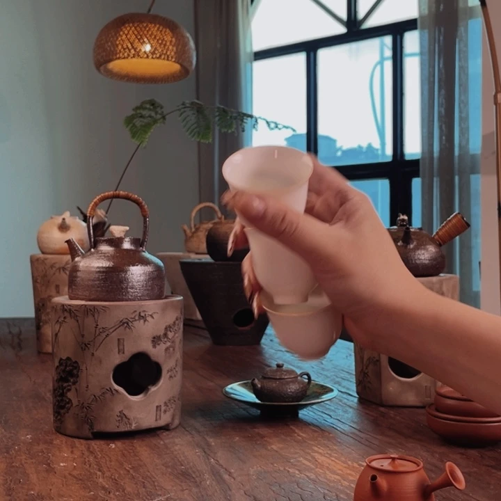 3个白瓷品香美人杯35cc