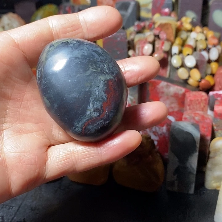 昌化鸡血石朱砂手玩
