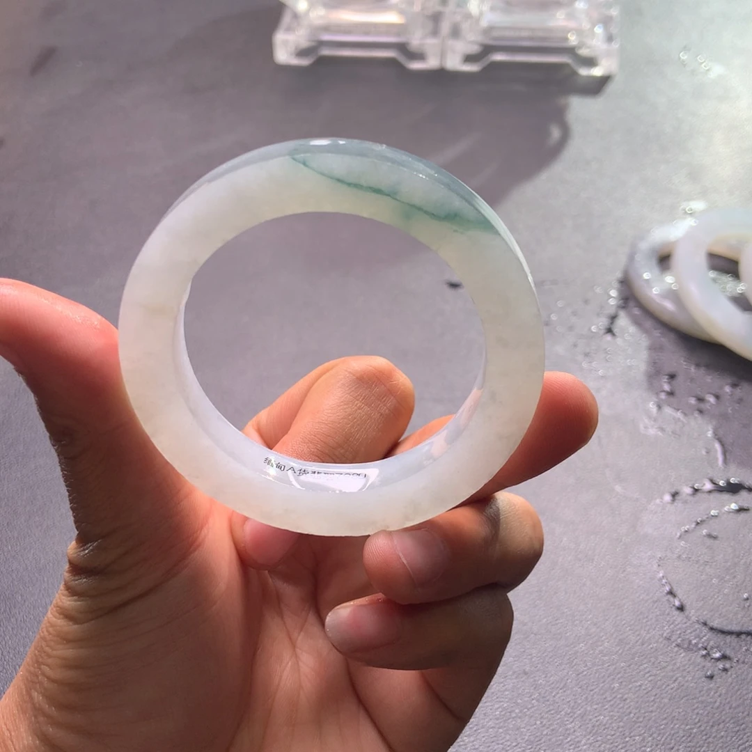 定制翡翠未镶嵌手镯定制