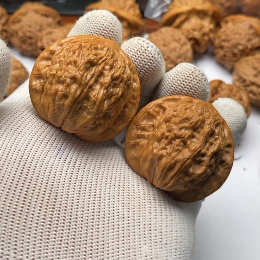【闪购商品】文玩核桃把件冰*茶28凯公子