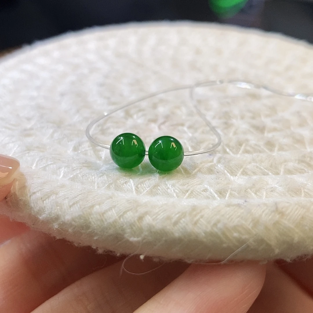 翡翠未镶嵌颈饰卡6