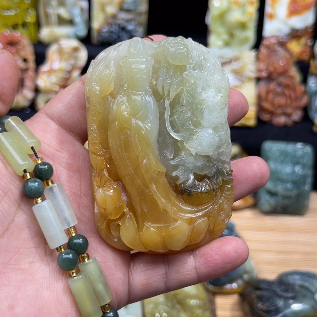 蛇纹石玉未镶嵌颈饰