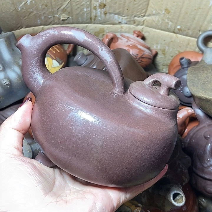 手工制作宜兴紫砂茶壶