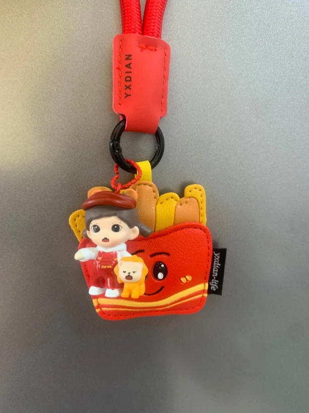 薯条派莎头周边包包挂件卡通皮质闺蜜礼物情侣钥匙车挂件钥匙扣