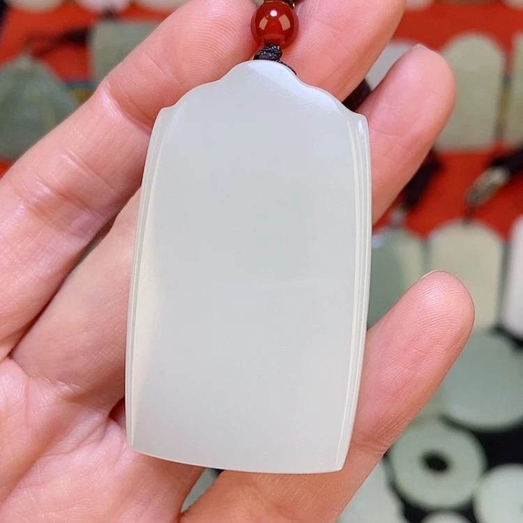 【闪购商品】颈饰未镶嵌和田玉