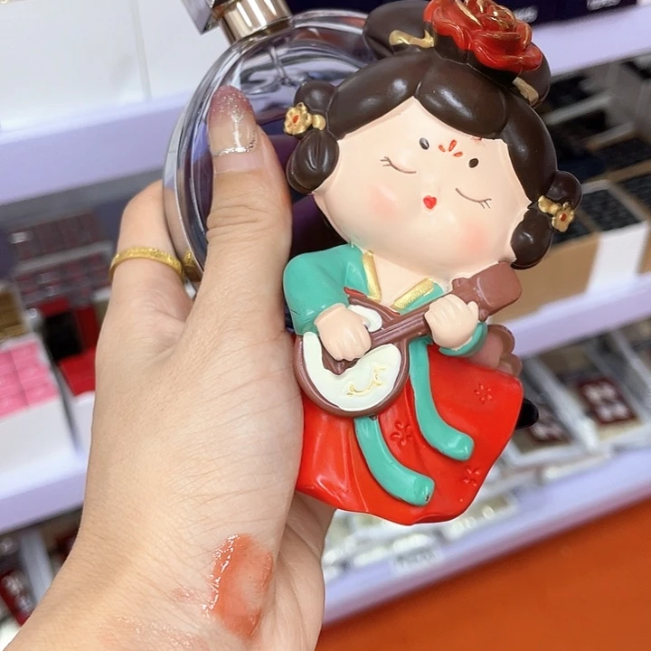 瓷片香奶奶紫色邂逅陶瓷娃娃