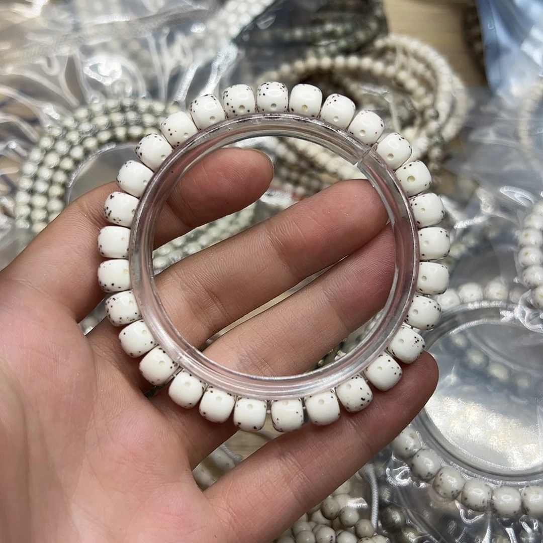 摸***虾星月菩提吊坠大半臂