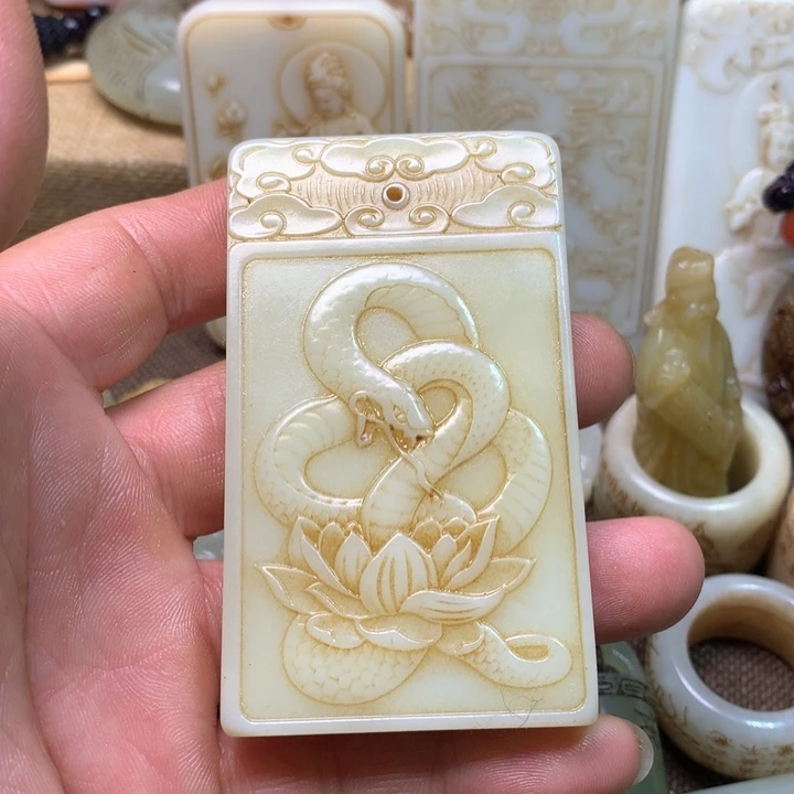 和田玉挂件未镶嵌吉***A