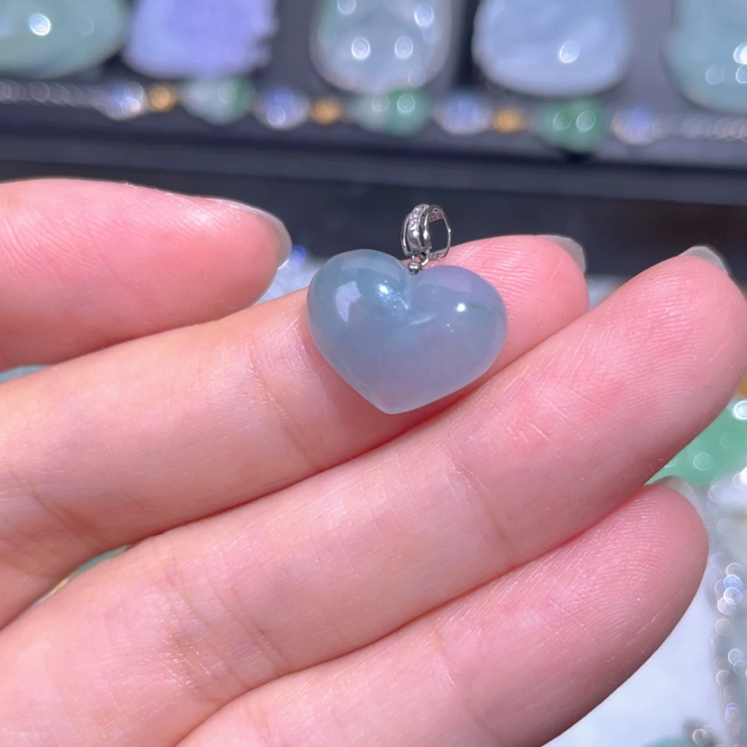 颈饰18K金镶嵌翡翠翡翠