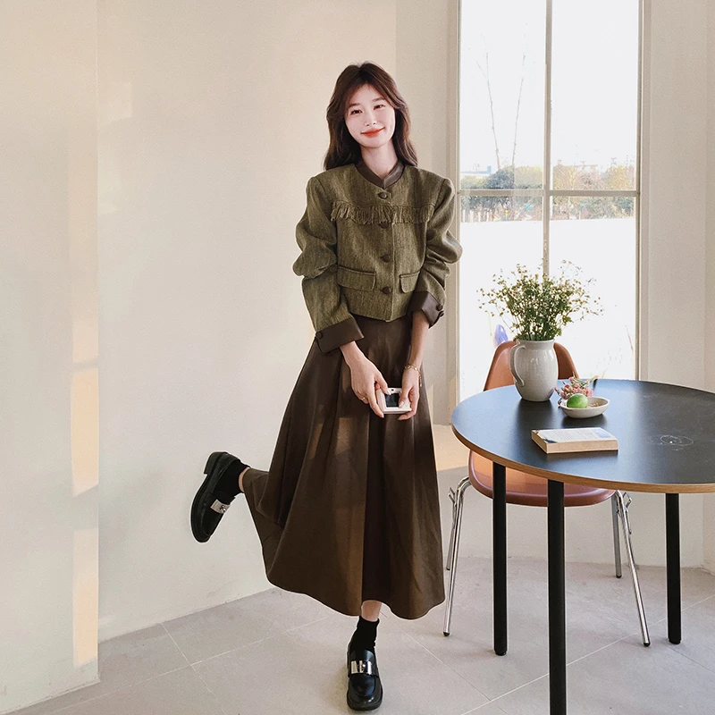 高级感两件套女2025春季新款设计感流苏小香风外套PU皮半身裙套装