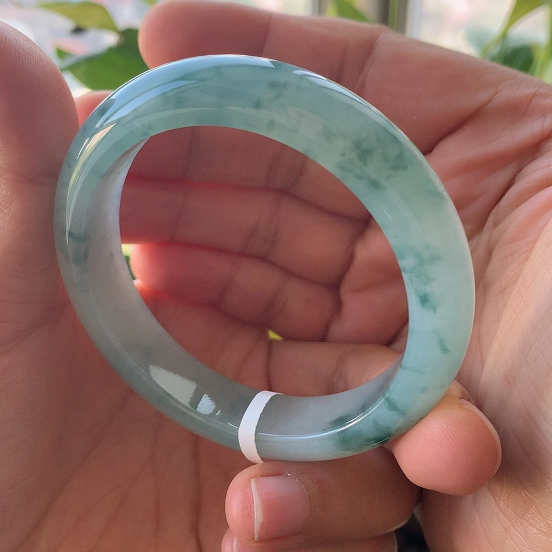 I***w翡翠未镶嵌手镯2号