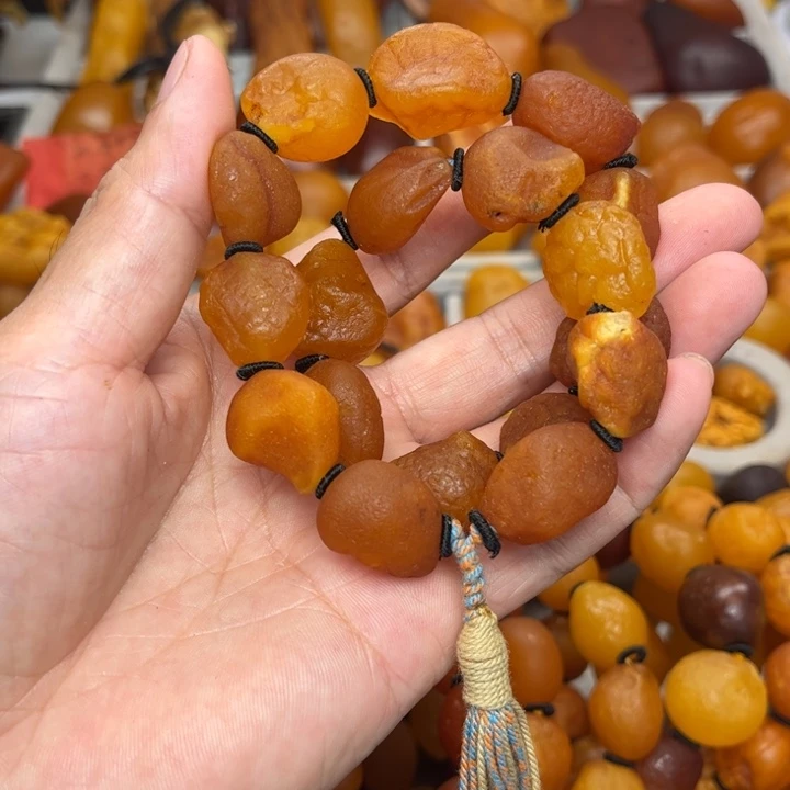 琥珀未镶嵌裸石天然蜜蜡手串