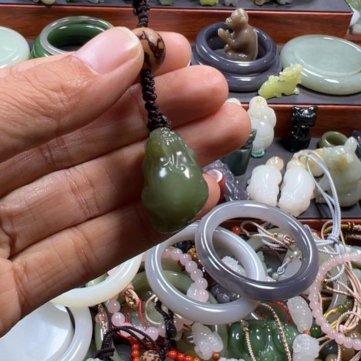 南红玛瑙手串未镶嵌