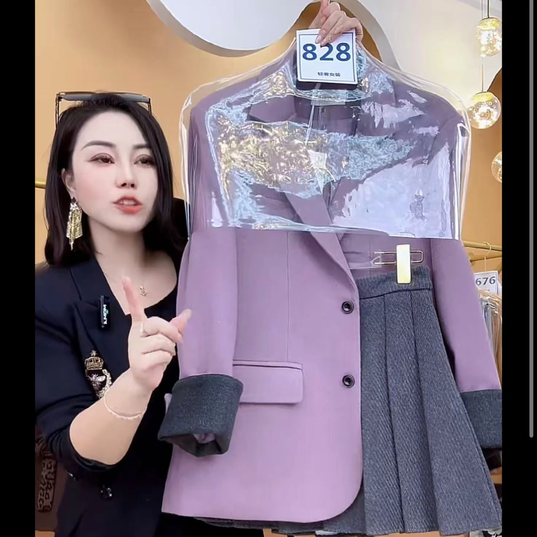 2025秋冬轻职风宽松型气质翻领小西装单排扣设计感西装百褶裙套装