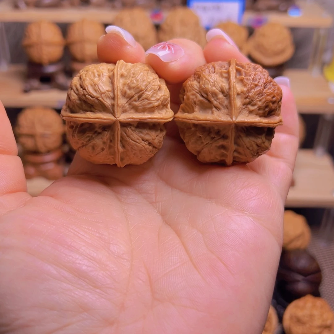 文玩核桃吊坠32w乾坤四棱39尺