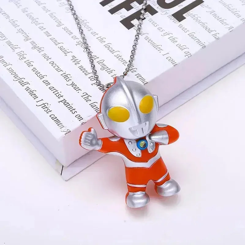 新款奥特曼挂件创意发光发声奥特曼玩具挂件挂脖超人奥特曼玩具