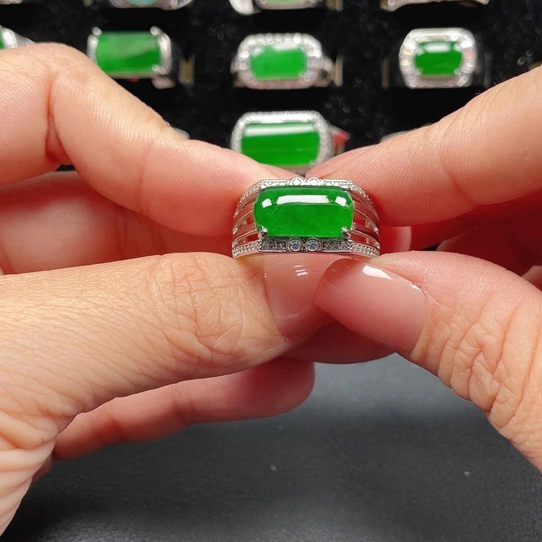 翡翠银S925镶嵌戒指编号1641没运费险