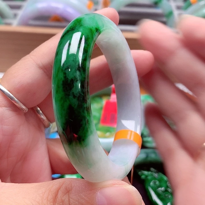 宸***坊未镶嵌手镯翡翠翡翠