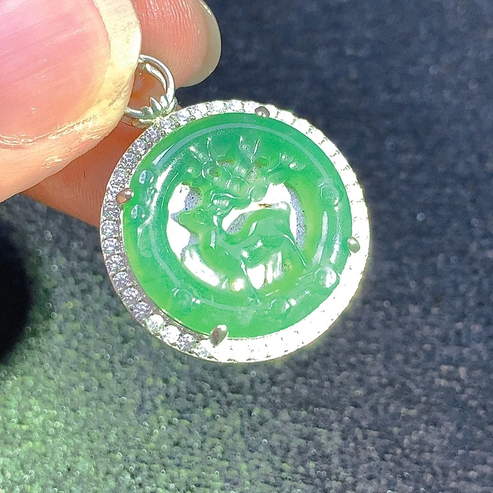 颈饰未镶嵌翡翠翡翠