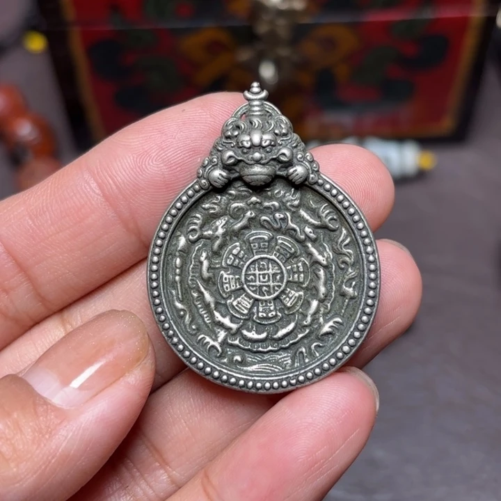 颈饰玻璃藏传喜马拉雅