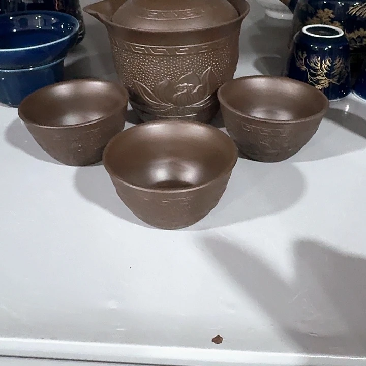主人杯一个，瓷，品茗瓷