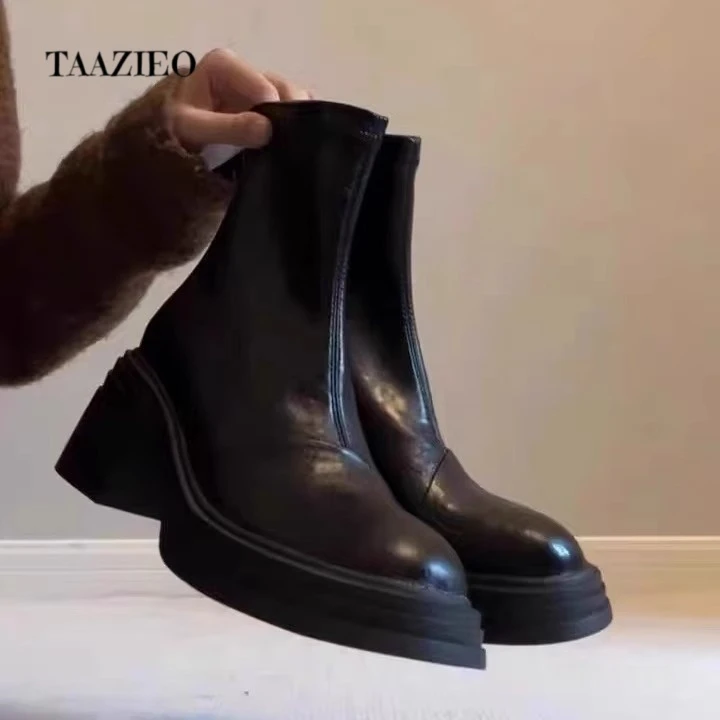 TAAZIEO真皮黑色高跟复古马丁靴秋冬新款圆头粗跟瘦瘦靴百搭短靴