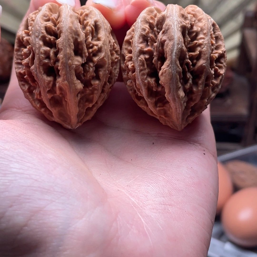 文玩核桃把件楸刀鱼85