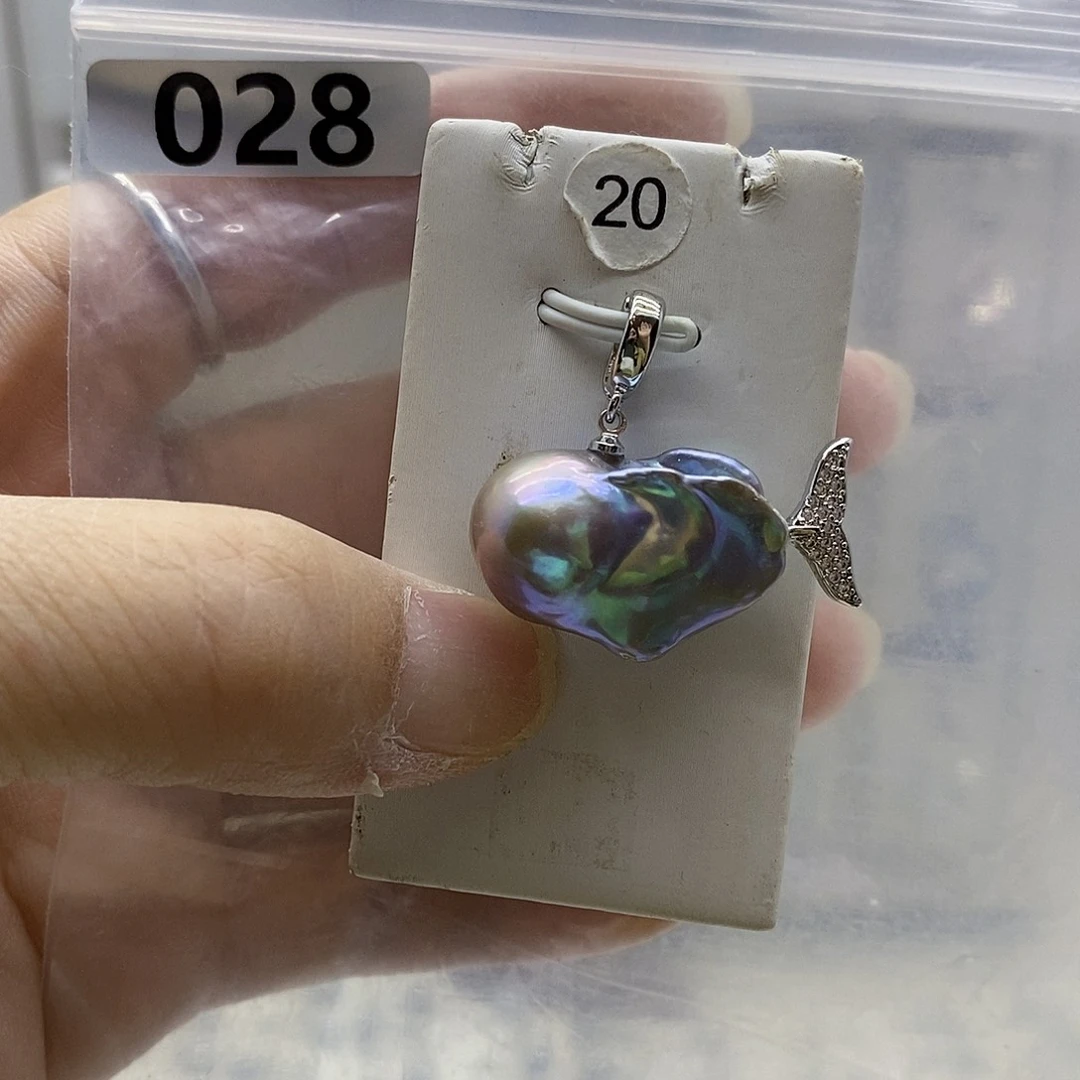 合金耳饰淡水珍珠