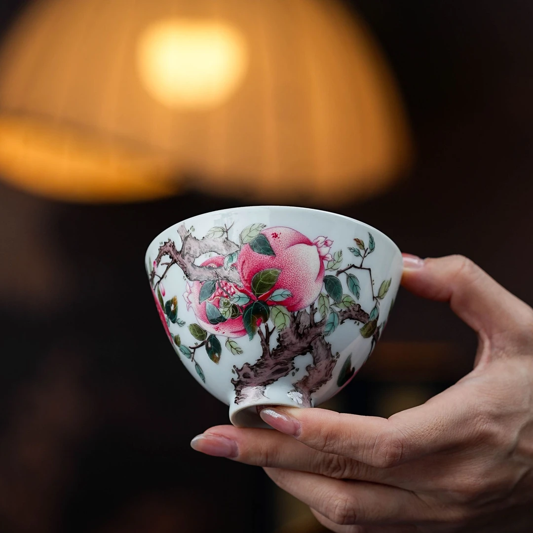 景宫粉彩石榴鸡心杯陶瓷纯手工主人杯手绘蝶恋花中式茶具饮茶喝茶