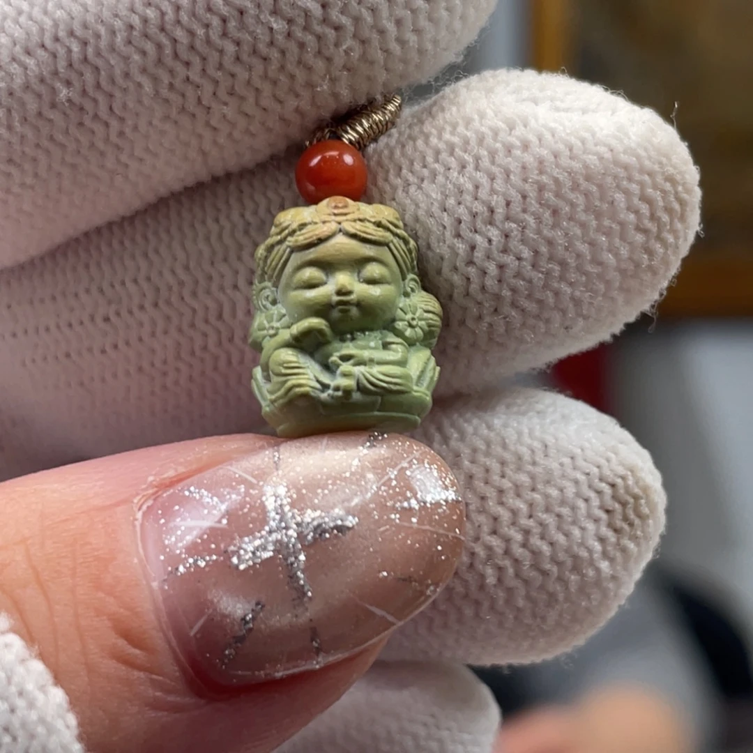 绿松石未镶嵌挂件