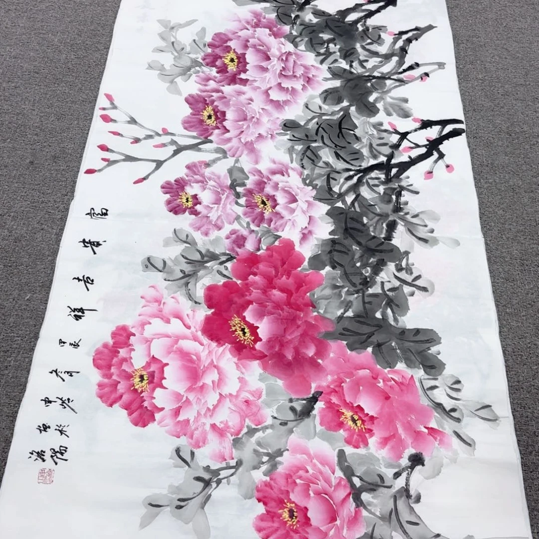 国画国画作品展示会在上海举行