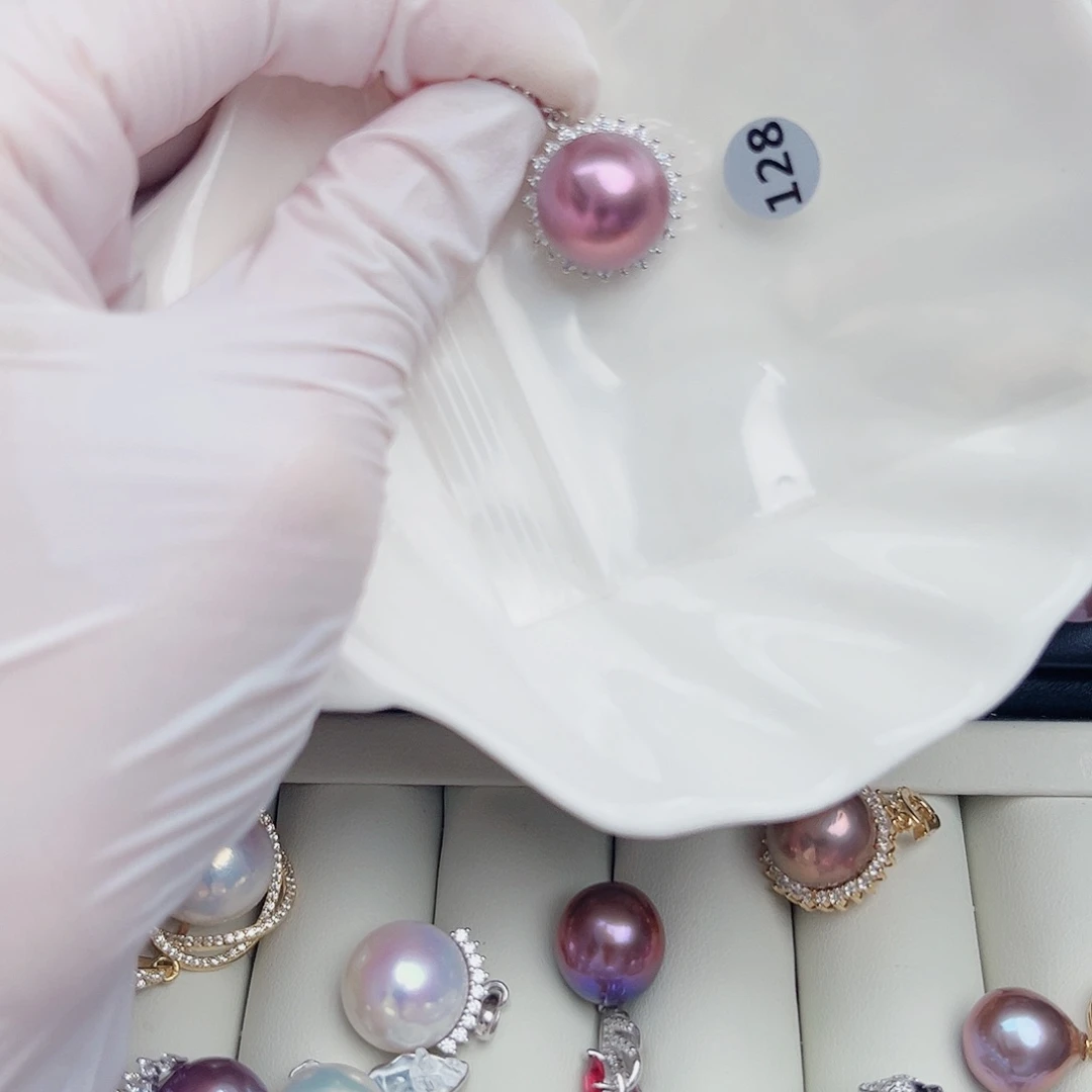 银S925镶嵌淡水珍珠耳饰