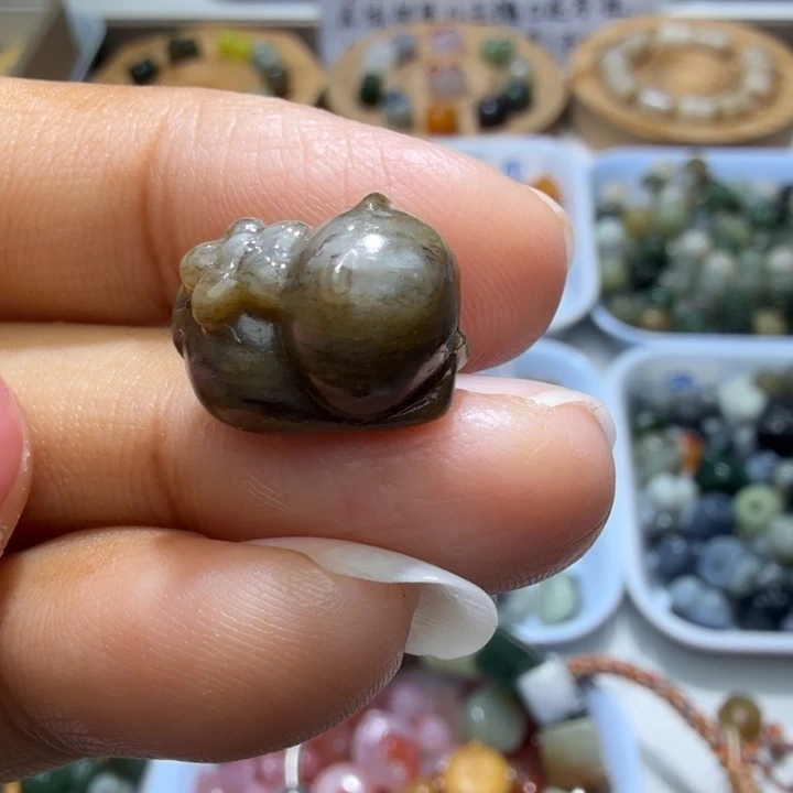 和田玉未镶嵌珠宝奇石