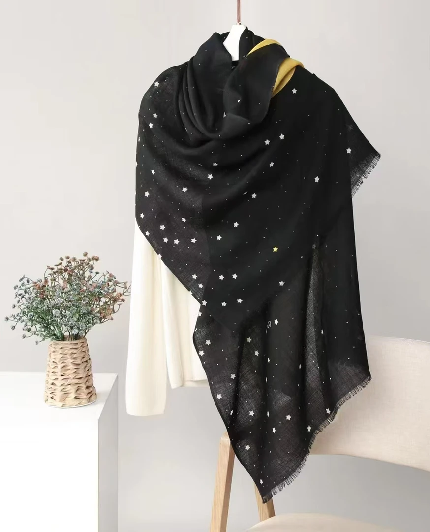 内蒙古薄款羊毛围巾春季时尚百搭格子女士大方经典